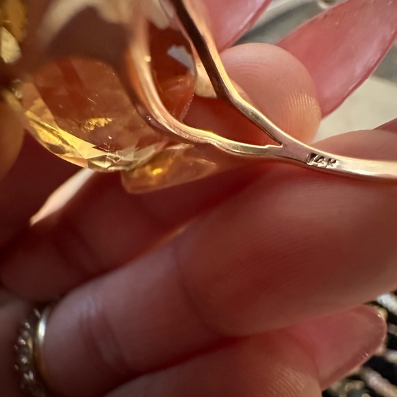 14k topaz ring - Picture 4 of 6